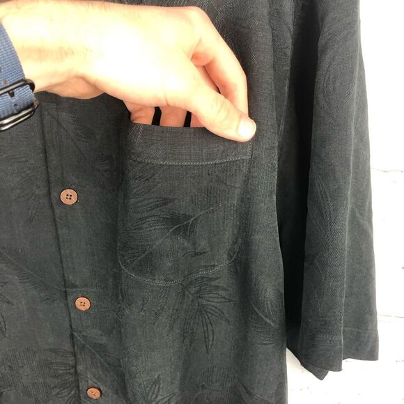 Tommy Bahama 100% Silk Black Hawaiian Button Up Men's Sz Large - Picture 5 of 12